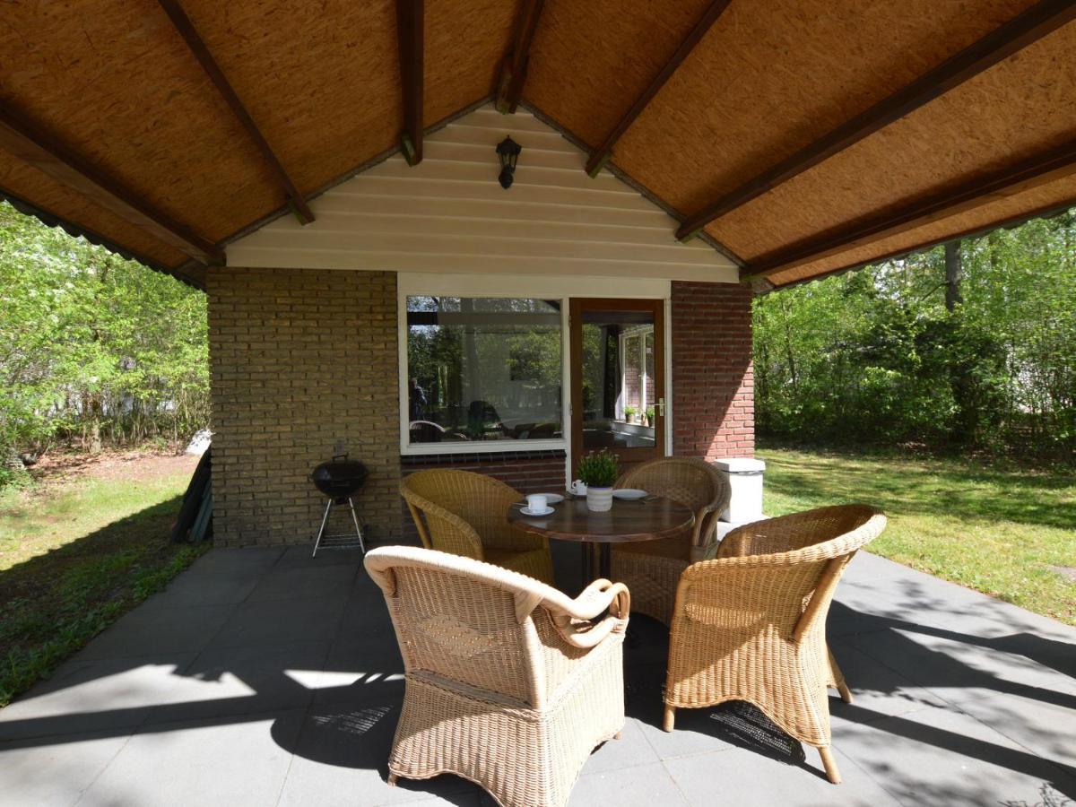 Detached Holiday Home With Sauna Large Garden Stramproy Szoba fotó